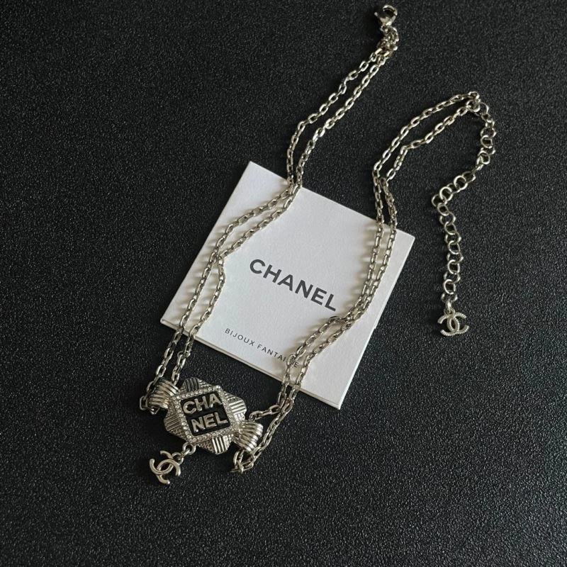 Affordable Chanel Necklaces 224583