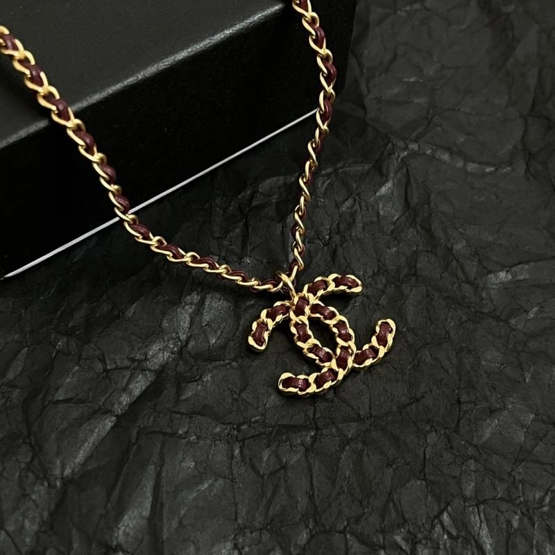 Youthful Chanel Necklaces 224564