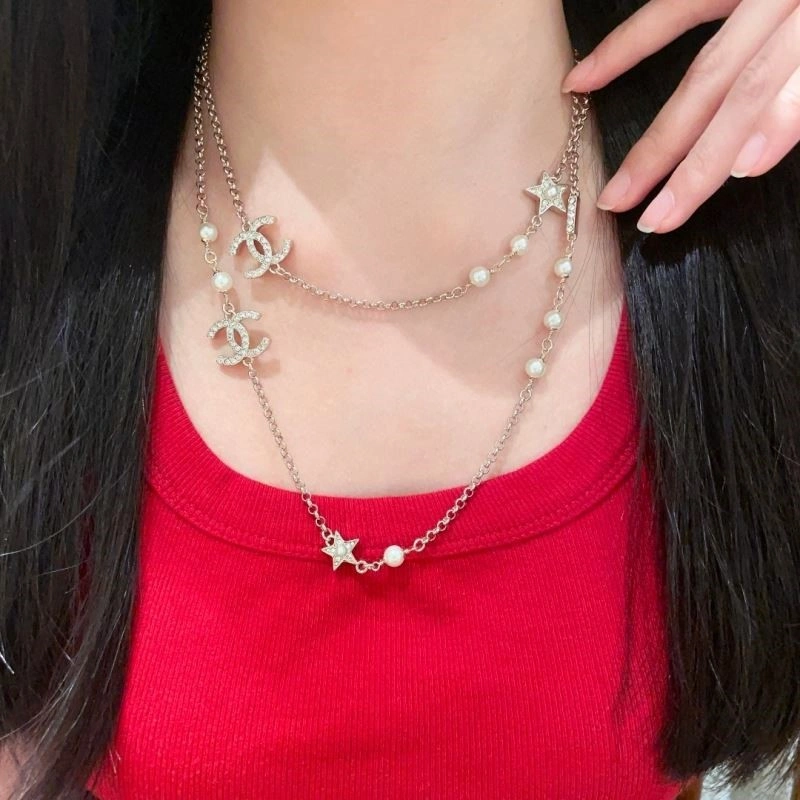 Chanel Necklaces Neat 224562