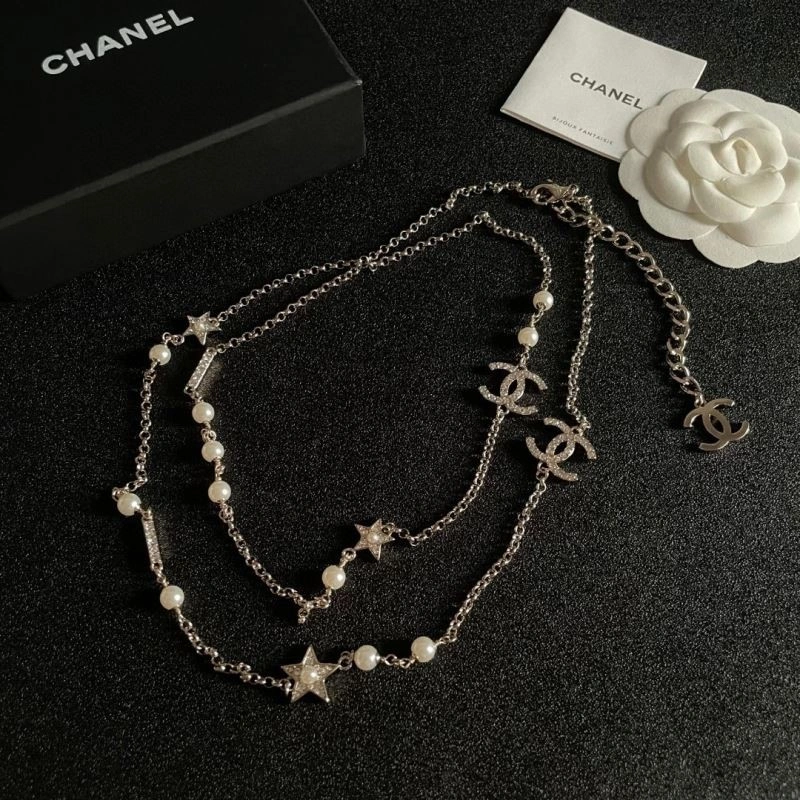 Chanel Necklaces Neat 224562