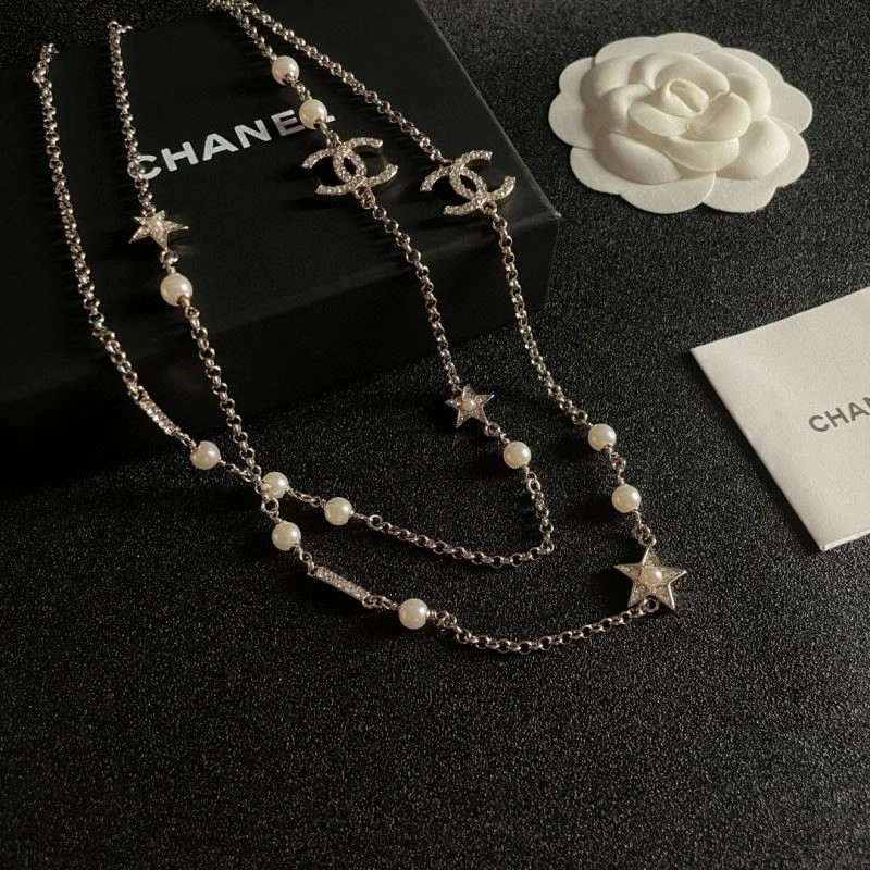 Chanel Necklaces Neat 224562