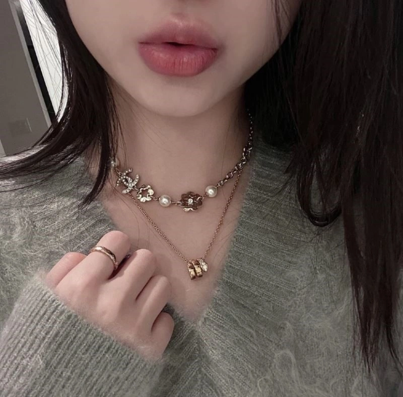 Classic Chanel Necklaces 224563