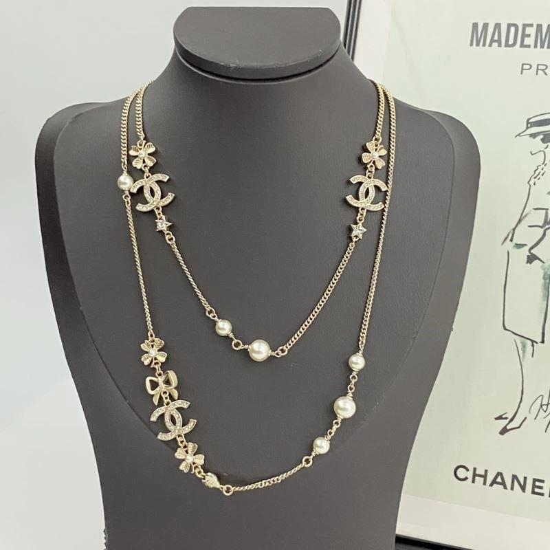 Contemporary Chanel Necklaces 224558