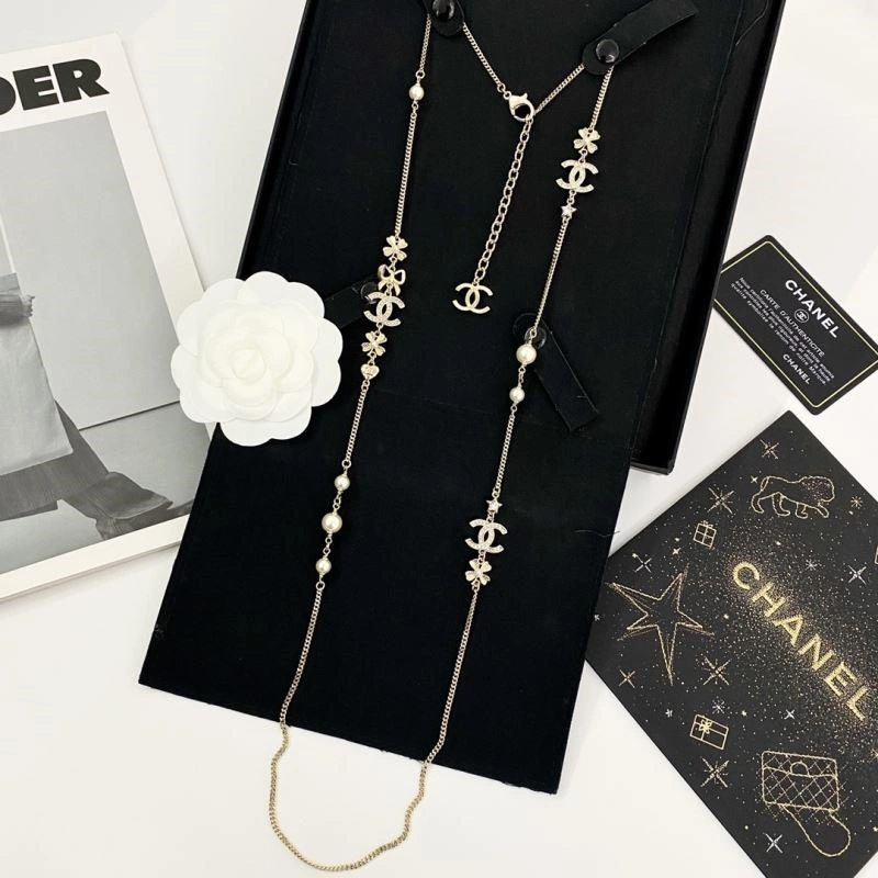 Contemporary Chanel Necklaces 224558