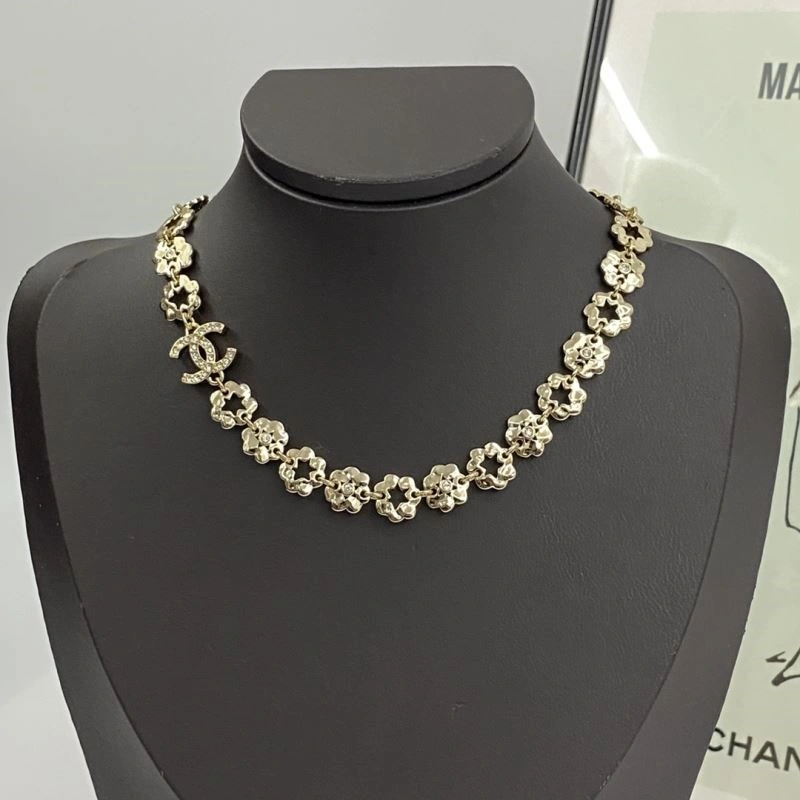 Chanel Necklaces Elegant 224555