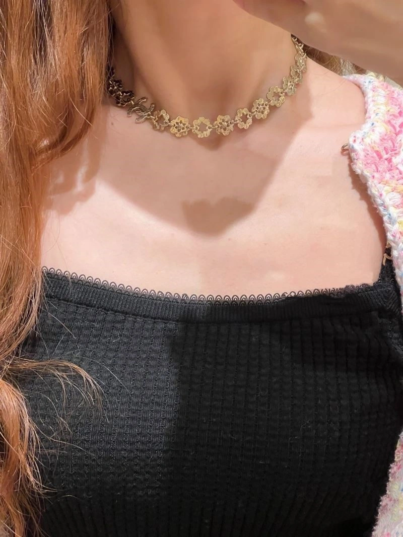 Chanel Necklaces Elegant 224555