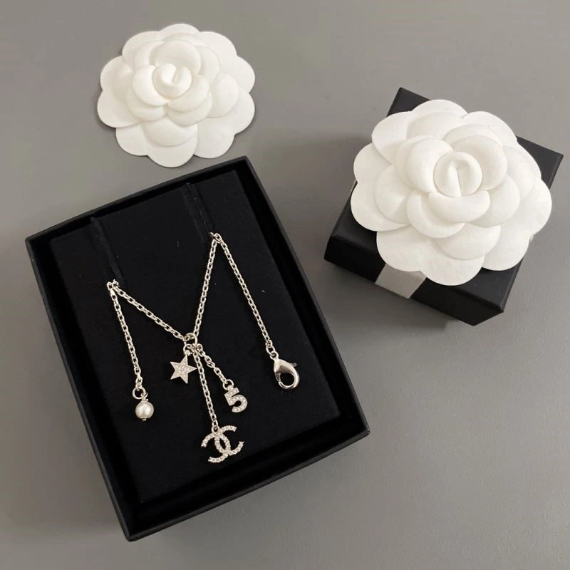 Chanel Necklaces Trendy 224556