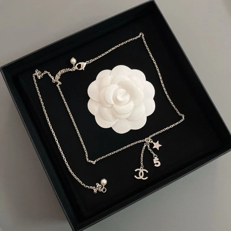 Chanel Necklaces Trendy 224556
