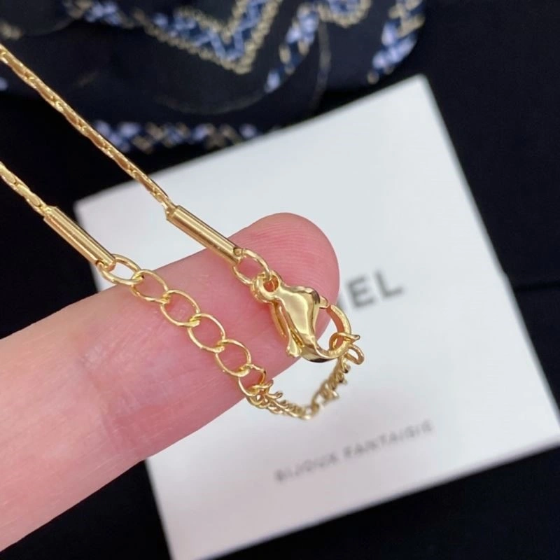 Chanel Necklaces Packable 224539