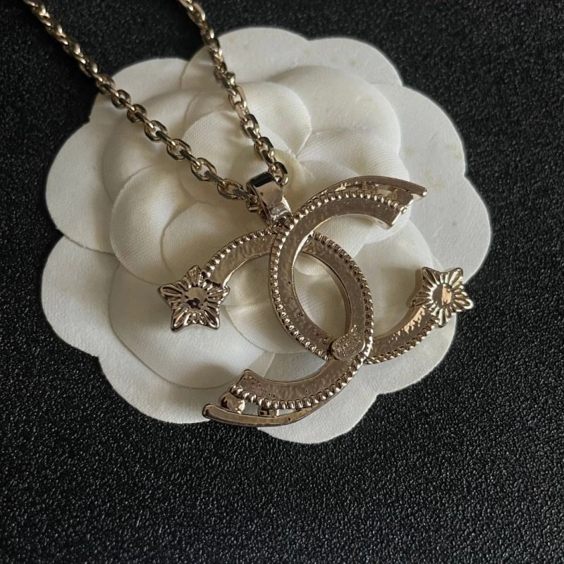 ModernLook Chanel Necklaces 223579