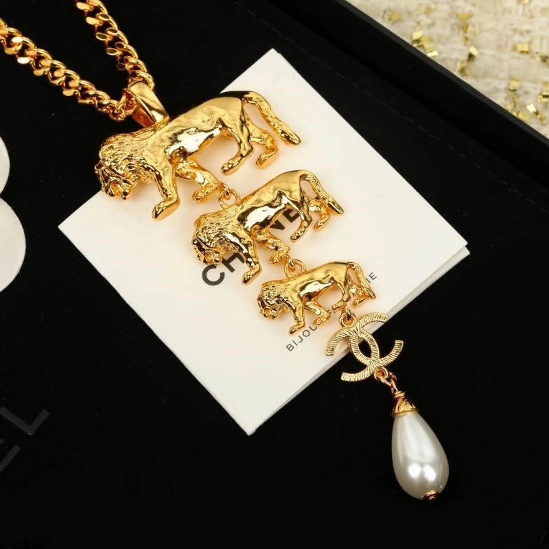 Chanel Necklaces UrbanChic 223575