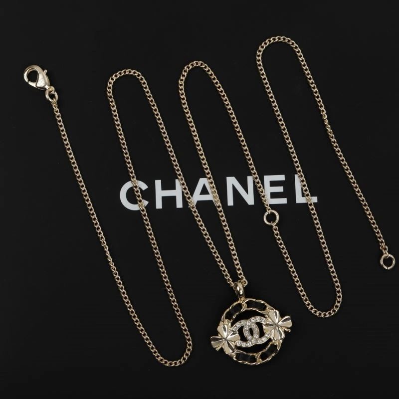 RelaxedFit Chanel Necklaces 223574