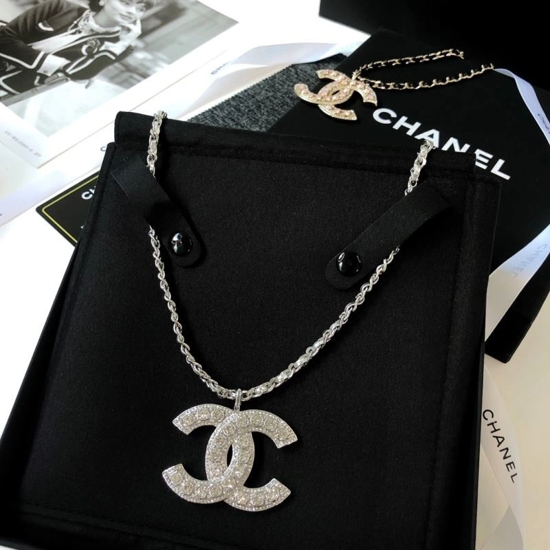 Chanel Necklaces Colorful 223584