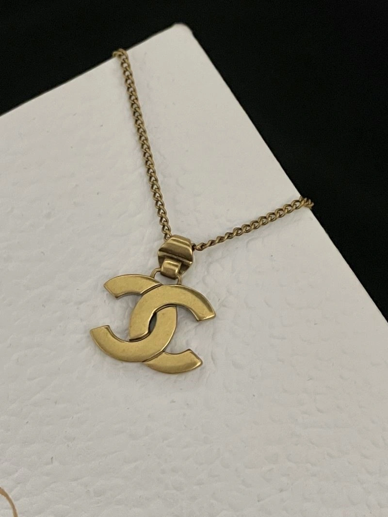 Chanel Necklaces Elegant 223552