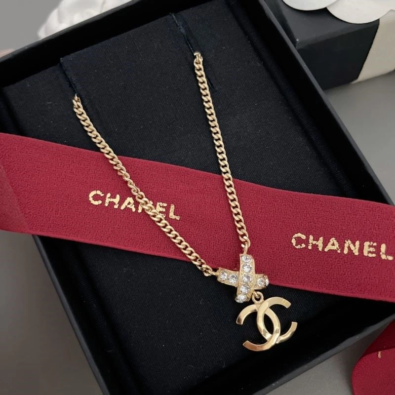 Vibrant Chanel Necklaces 223553