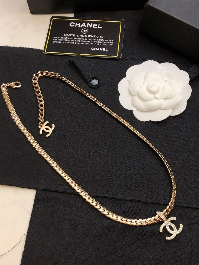 Youthful Chanel Necklaces 223601