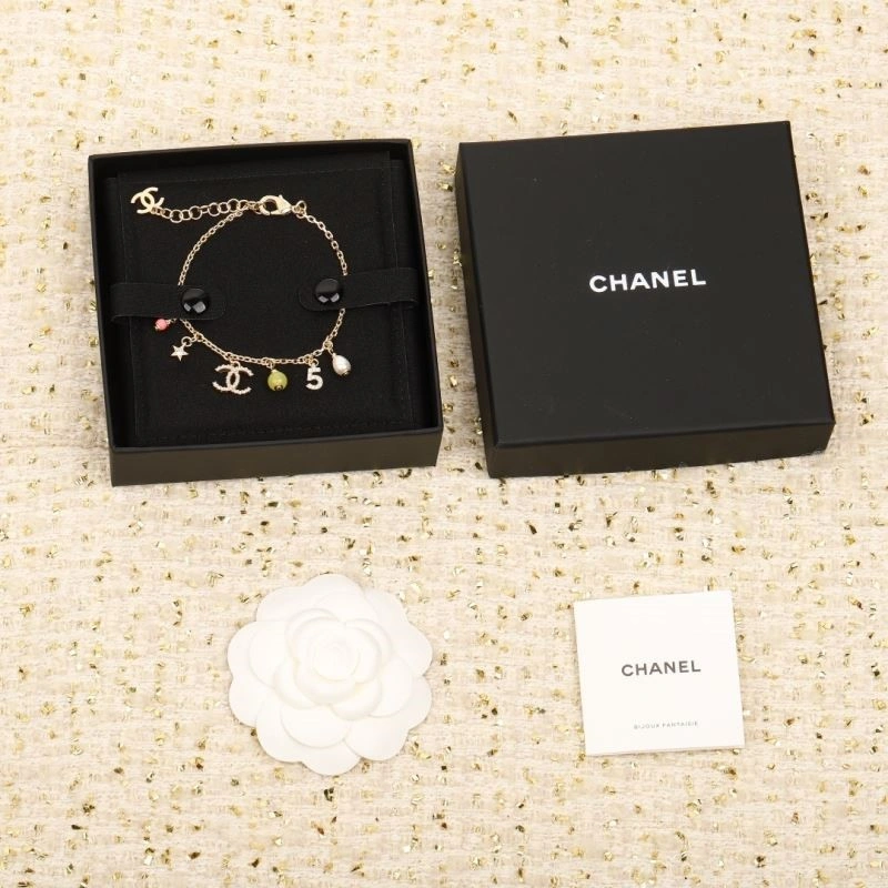Chanel Necklaces Classic 223536