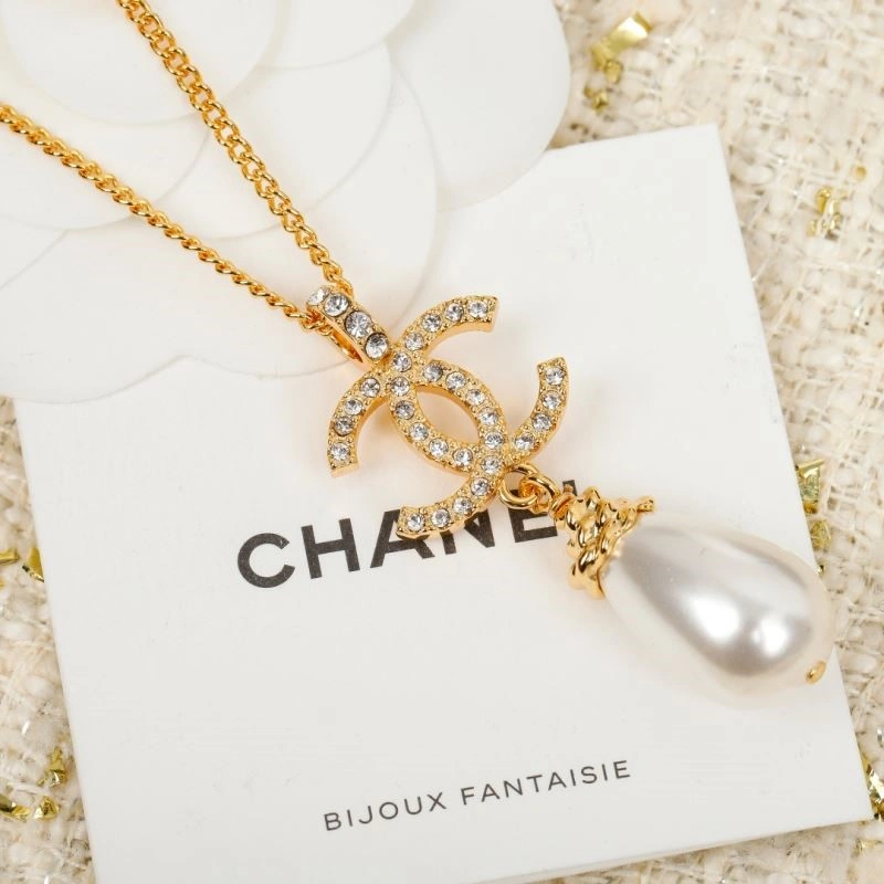 Chanel Necklaces Trendsetting 223535