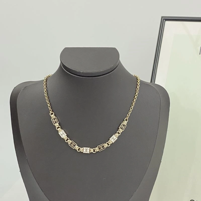 Popular Chanel Necklaces 223544