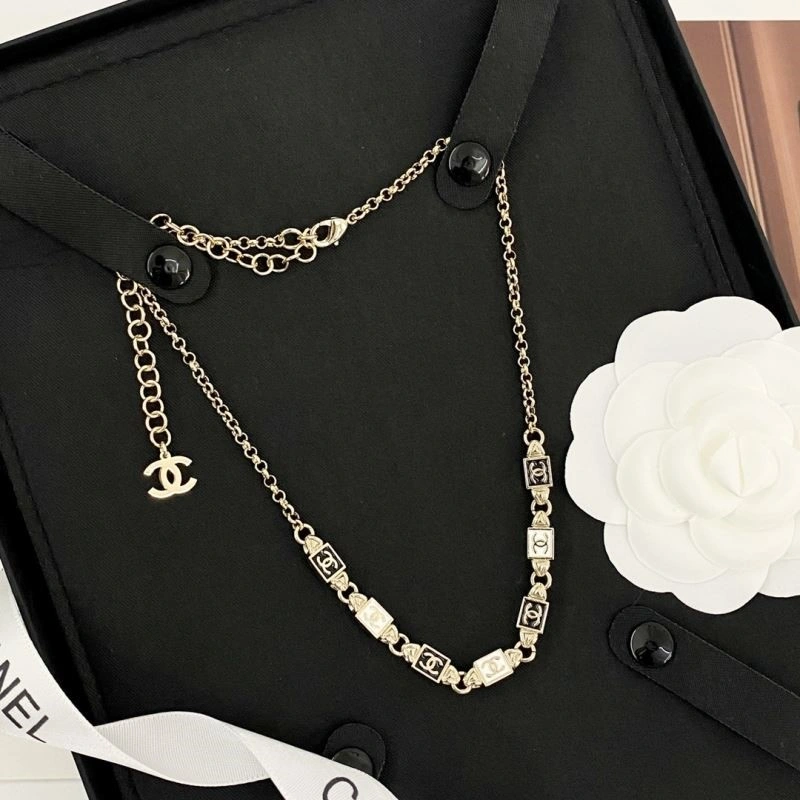 Popular Chanel Necklaces 223544
