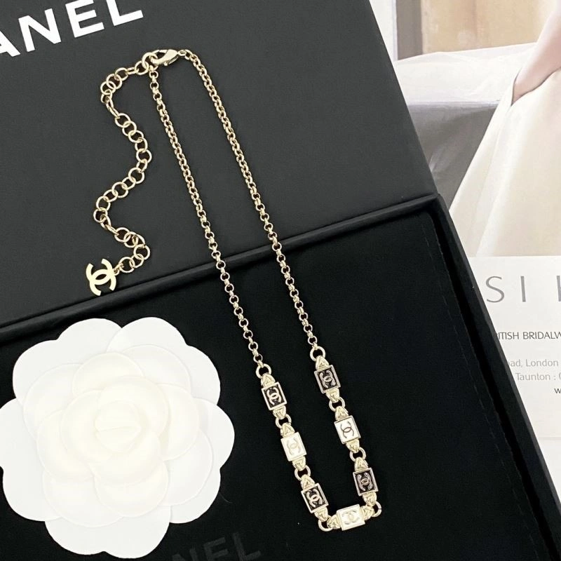 Popular Chanel Necklaces 223544