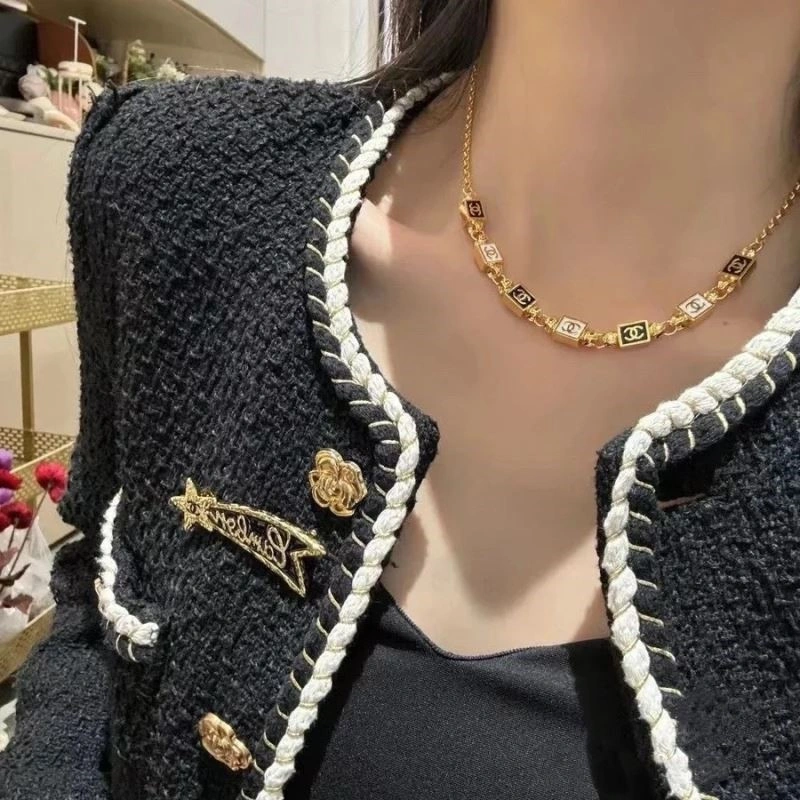 Popular Chanel Necklaces 223544