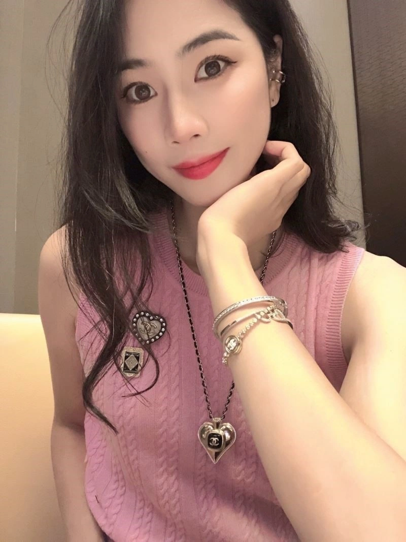 Modern Chanel Necklaces 223516