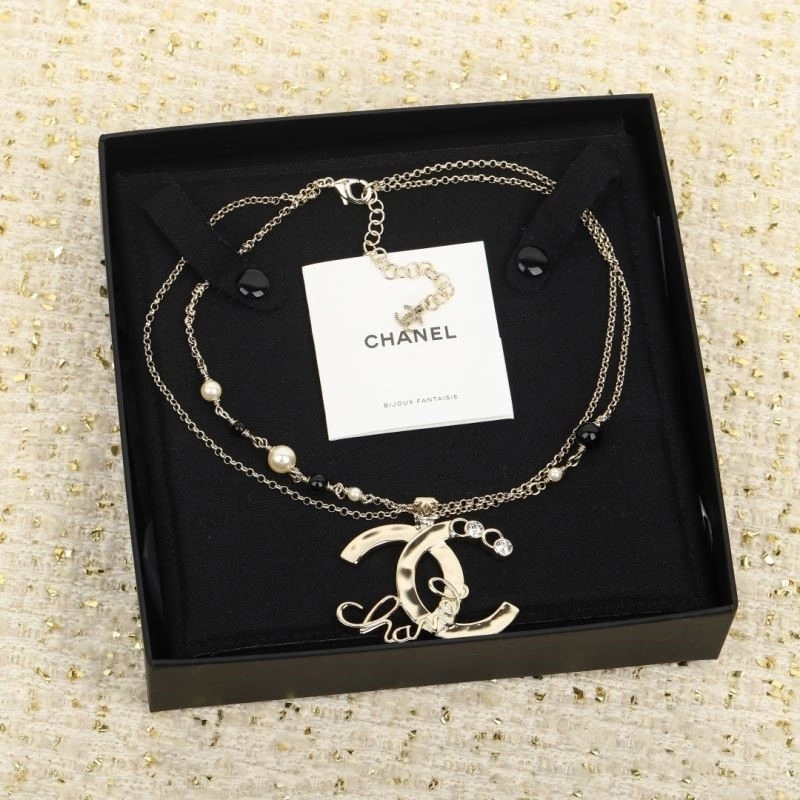 Chanel Necklaces Bold 223526