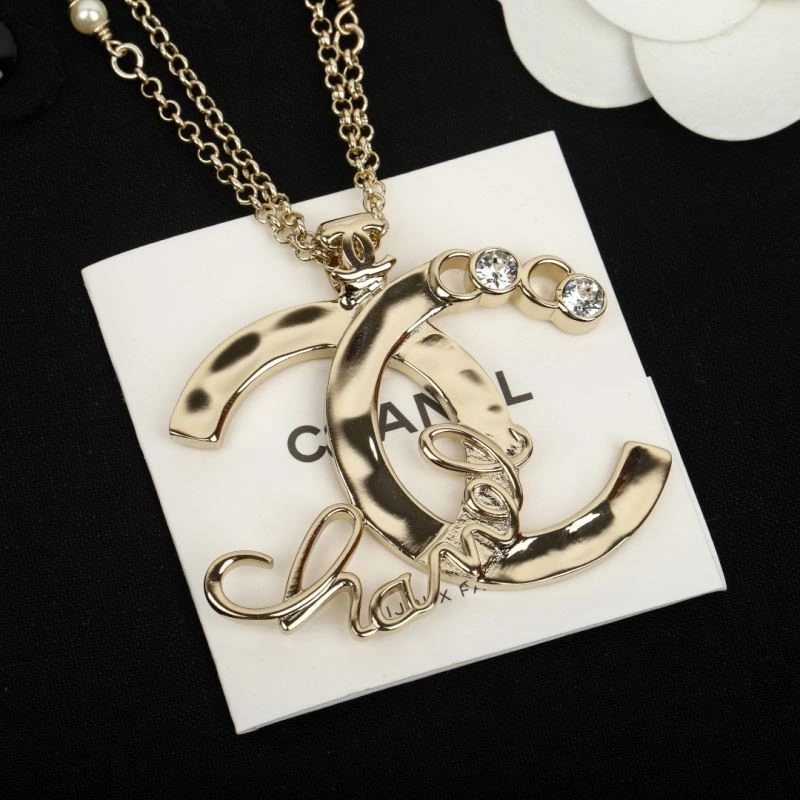 Chanel Necklaces Bold 223526