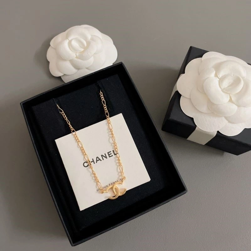 Youthful Chanel Necklaces 223505
