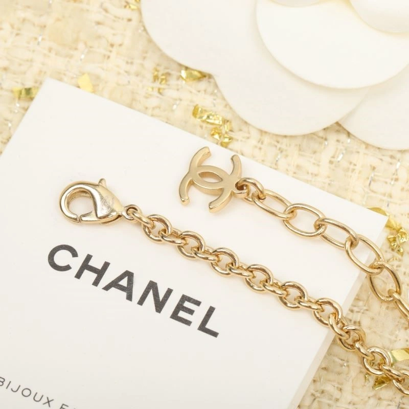 Minimalist Chanel Necklaces 223504