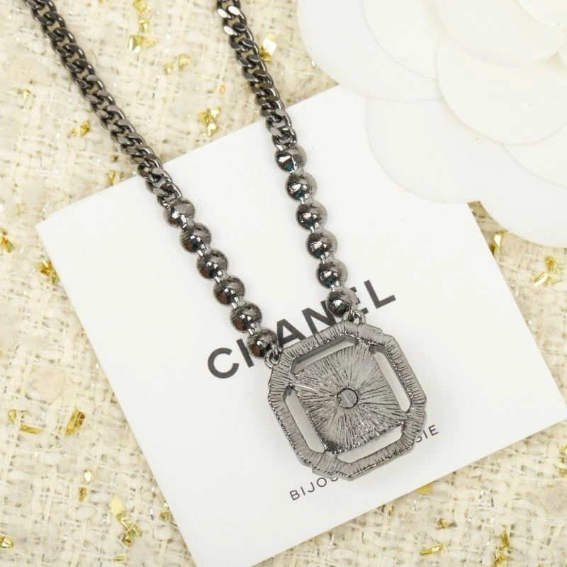 Chanel Necklaces SmoothTexture 223557