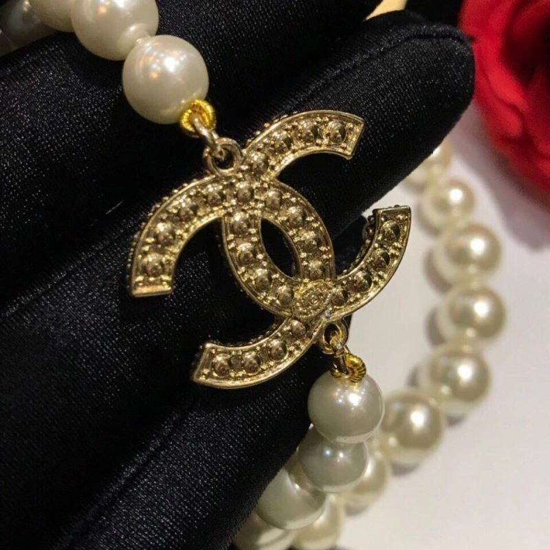 Chanel Necklaces Sleek 223479