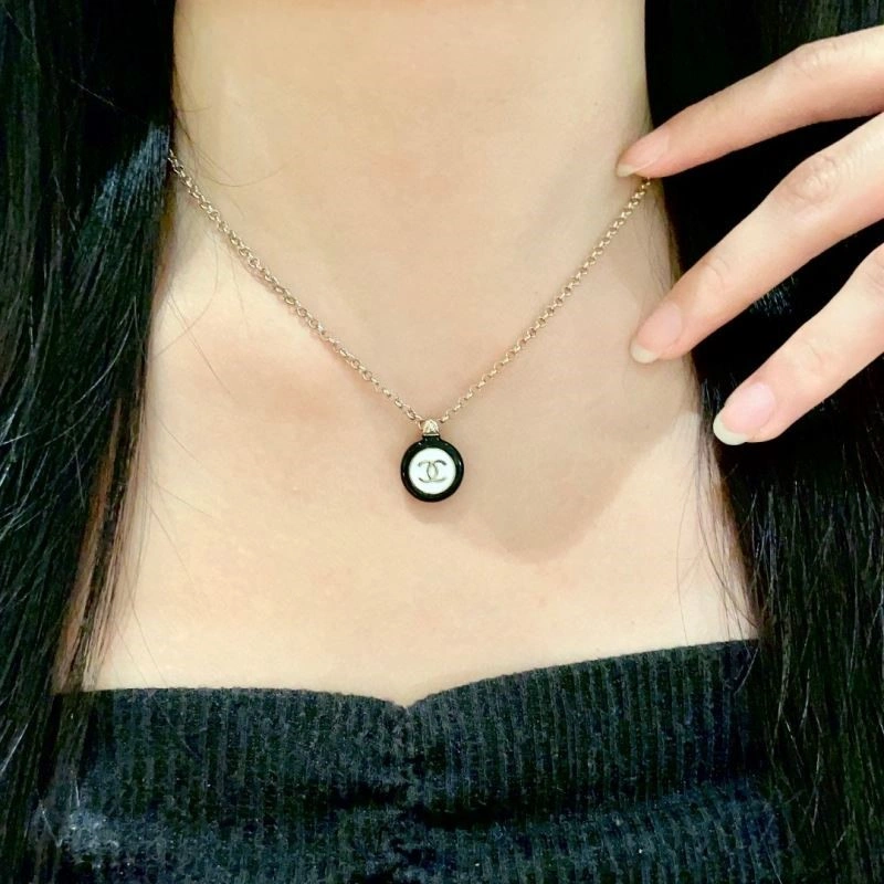 Popular Chanel Necklaces 223525