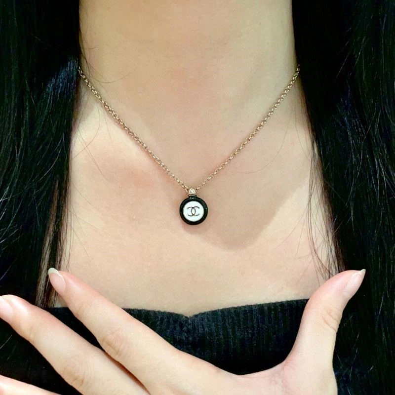 Popular Chanel Necklaces 223525