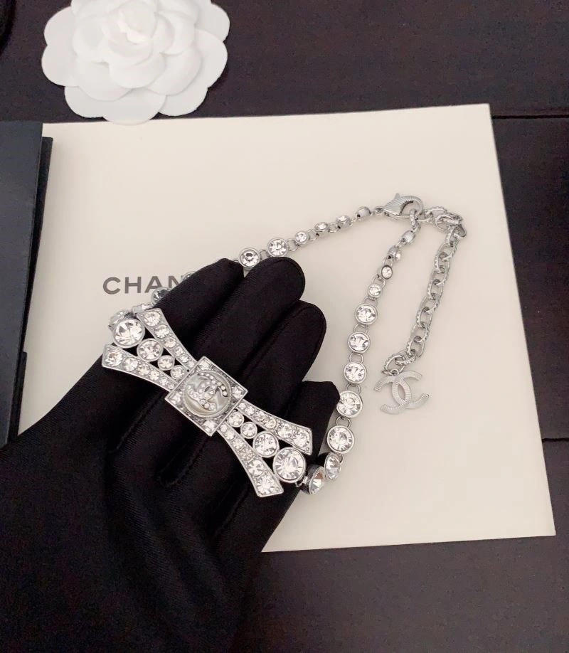 Chanel Necklaces Elegant 223455