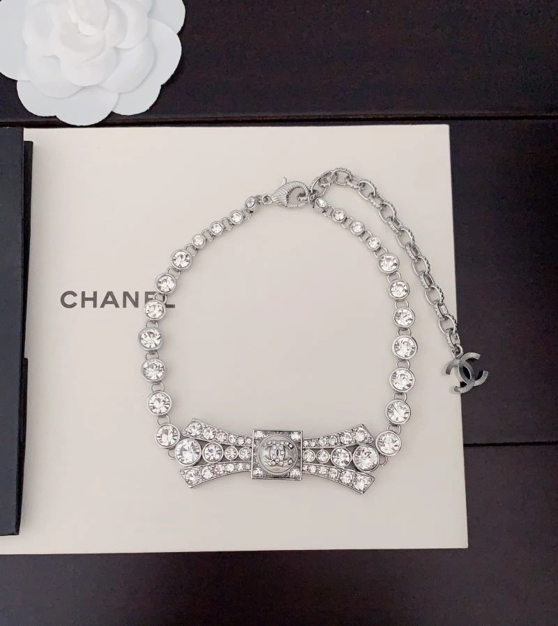 Chanel Necklaces Elegant 223455