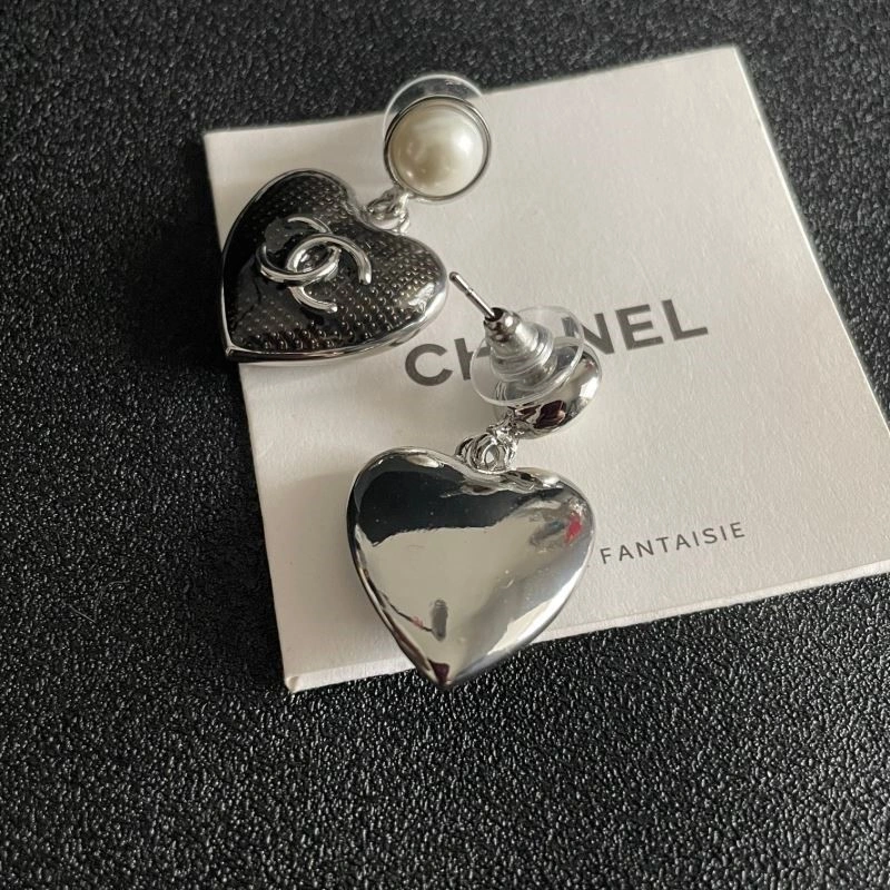WellDesigned Chanel Necklaces 223452