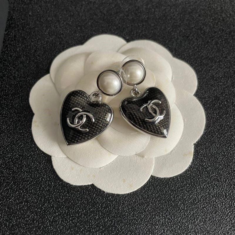 WellDesigned Chanel Necklaces 223452