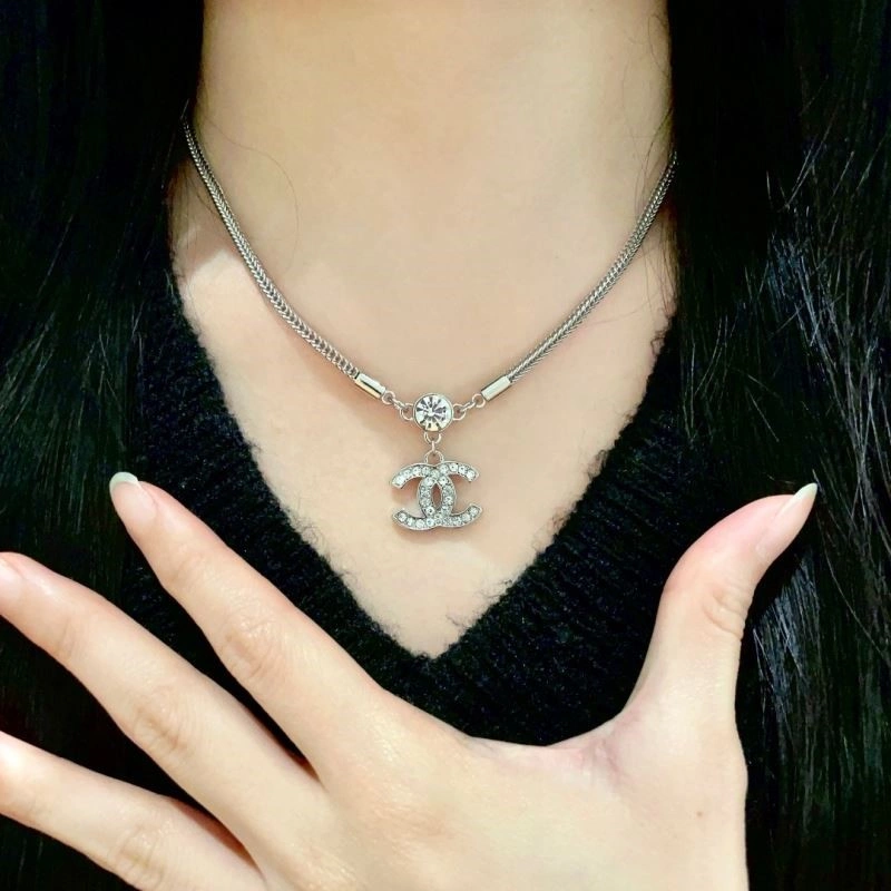TravelReady Chanel Necklaces 223439