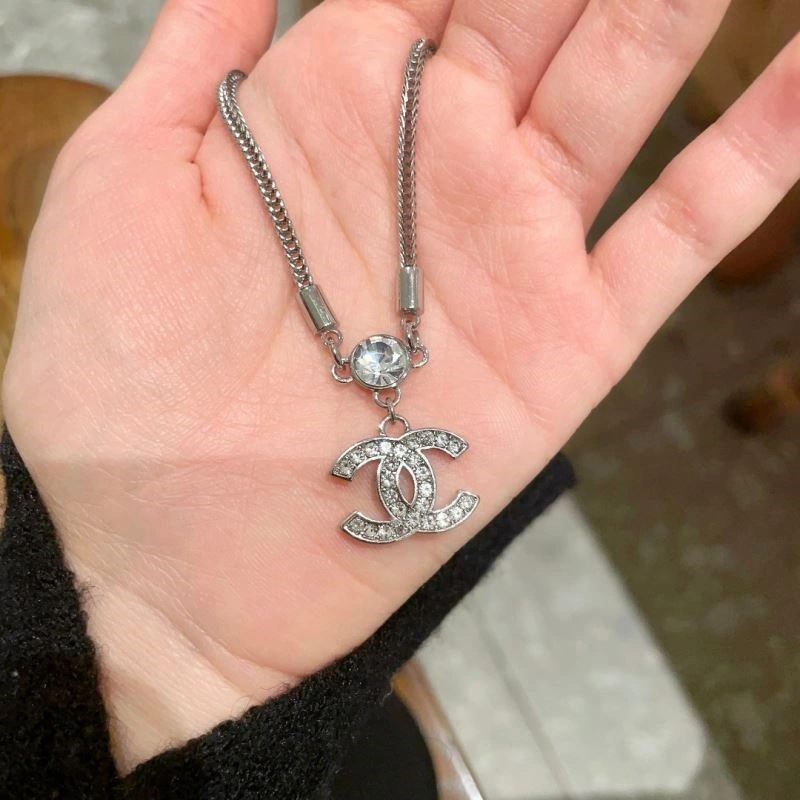 TravelReady Chanel Necklaces 223439