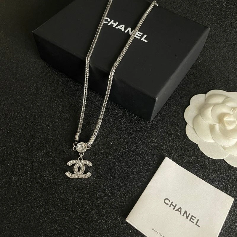 TravelReady Chanel Necklaces 223439