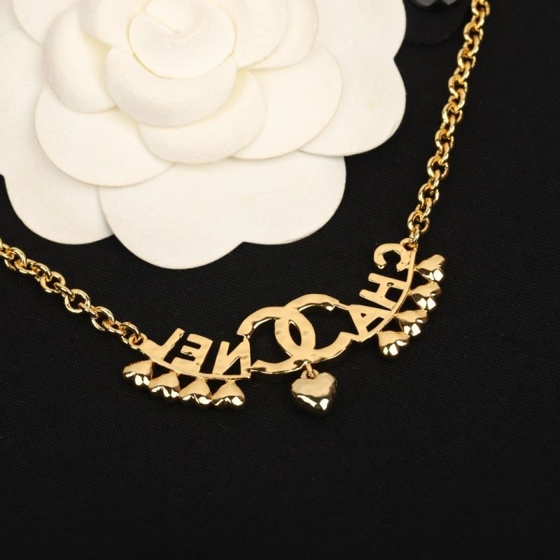 Chanel Necklaces Functional 223422