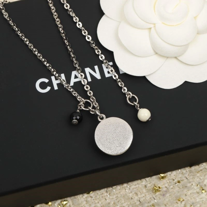 Chanel Necklaces UrbanChic 223430