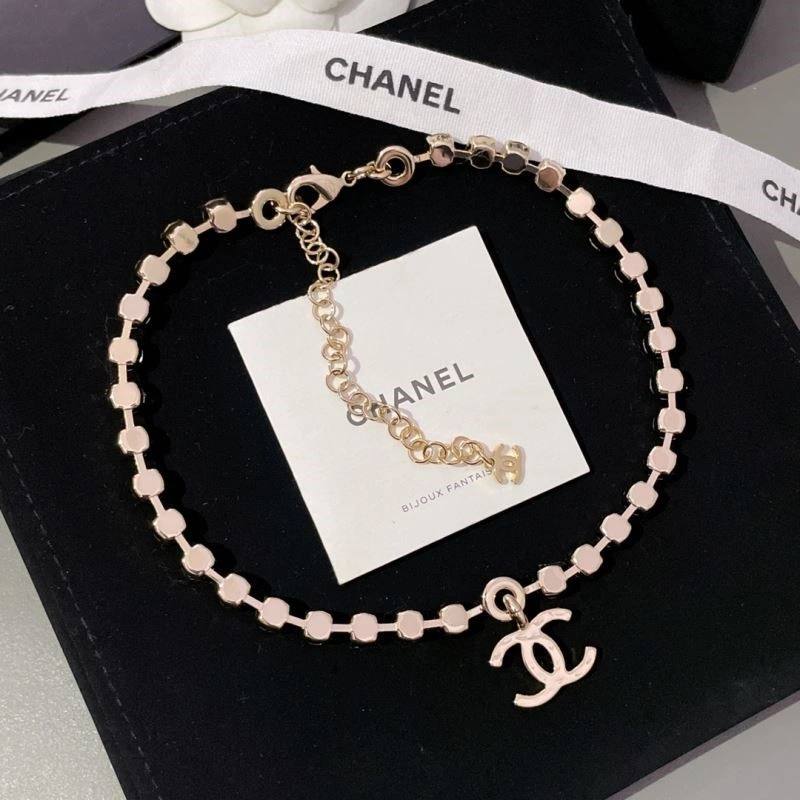Sustainable Chanel Necklaces 223426