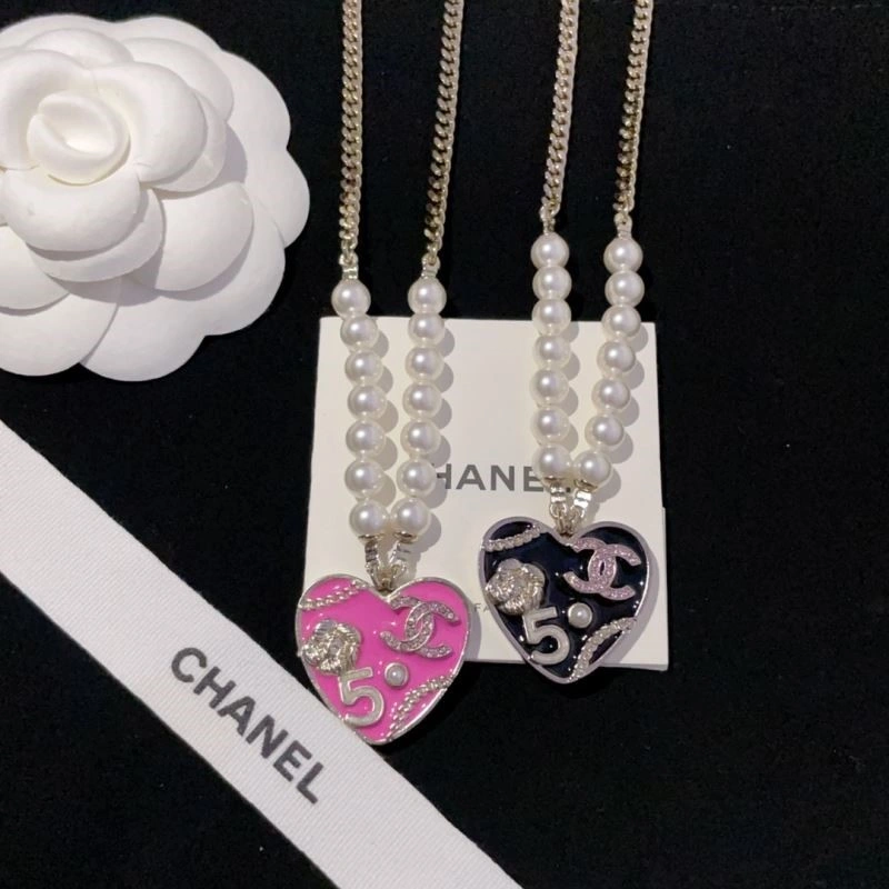 RelaxedFit Chanel Necklaces 223474