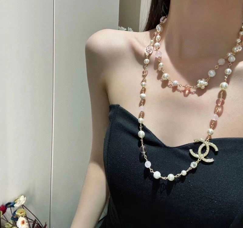 Modern Chanel Necklaces 223428