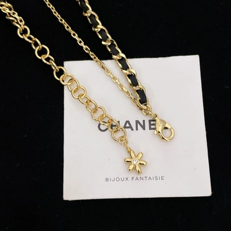 Chanel Necklaces Versatile 223466