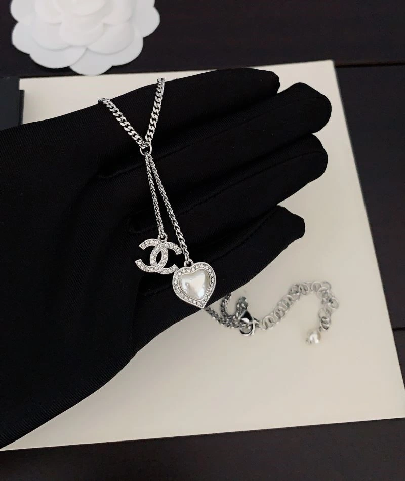 UrbanStyle Chanel Necklaces 223412