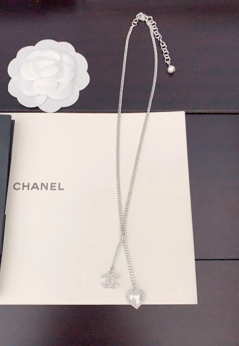 UrbanStyle Chanel Necklaces 223412